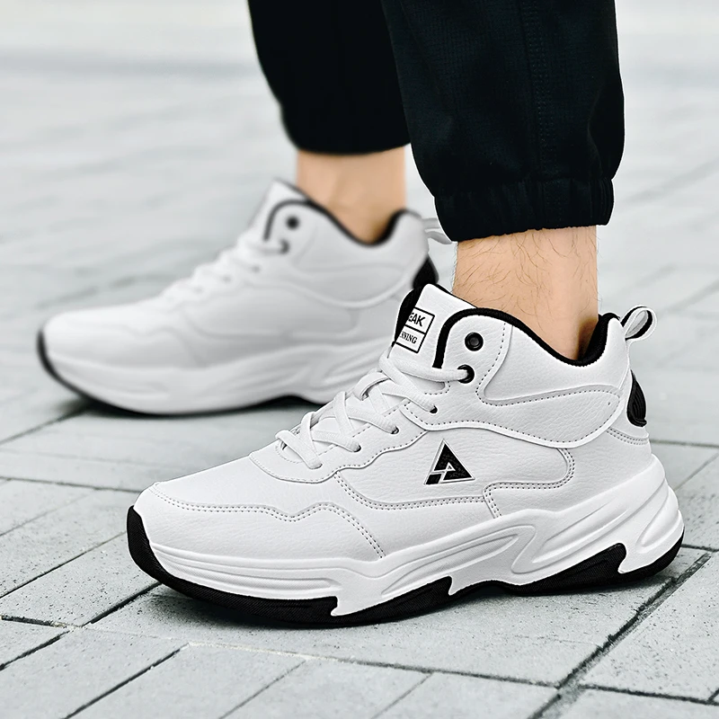 

Men's casual sports shoes four seasons comfort soft sole anti slip outdoor racing running shoes fashion students speed sneakers