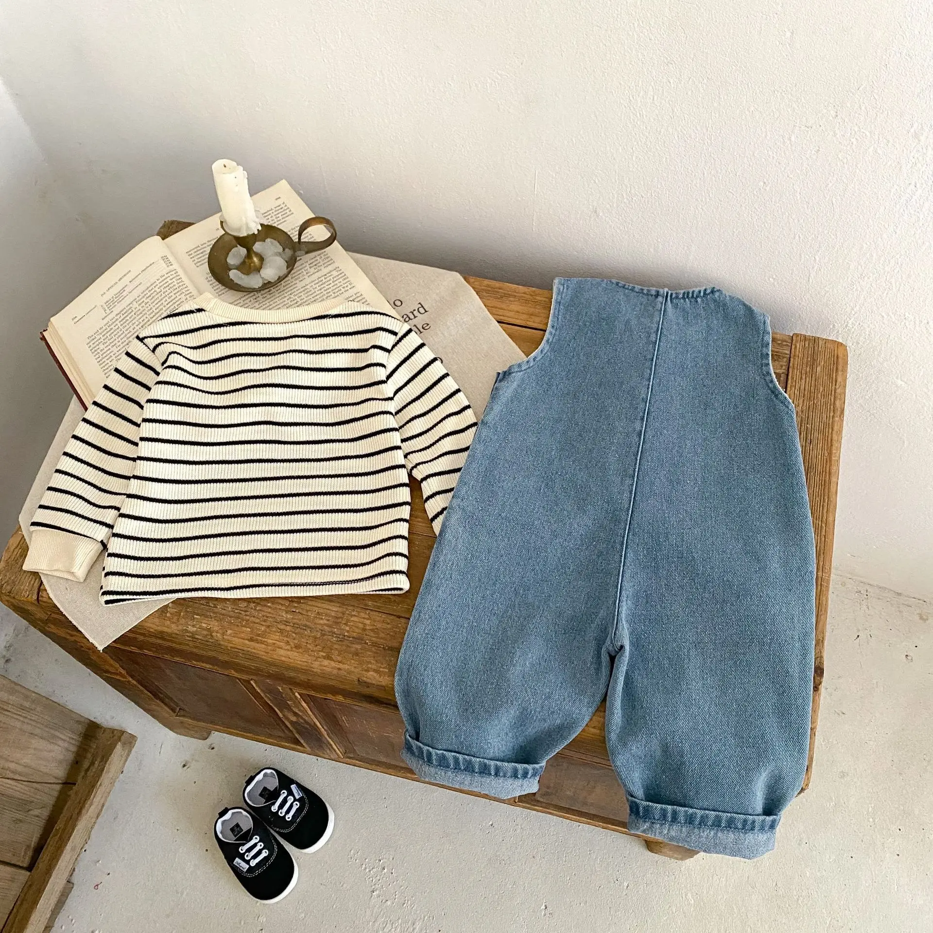 2024 Spring New Baby Denim Romper Set Infant Boy Girl Sleeveless Jumpsuit + Striped Tops 2pcs Suit Toddler Overalls Outfits