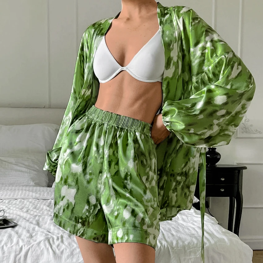 HiLoc Green Fashion Woven Elastic Women'S Pajamas Two-Piece Long-Sleeved V-Neck Wrapped Lace-Up Nightgown Elastic Waist Shorts