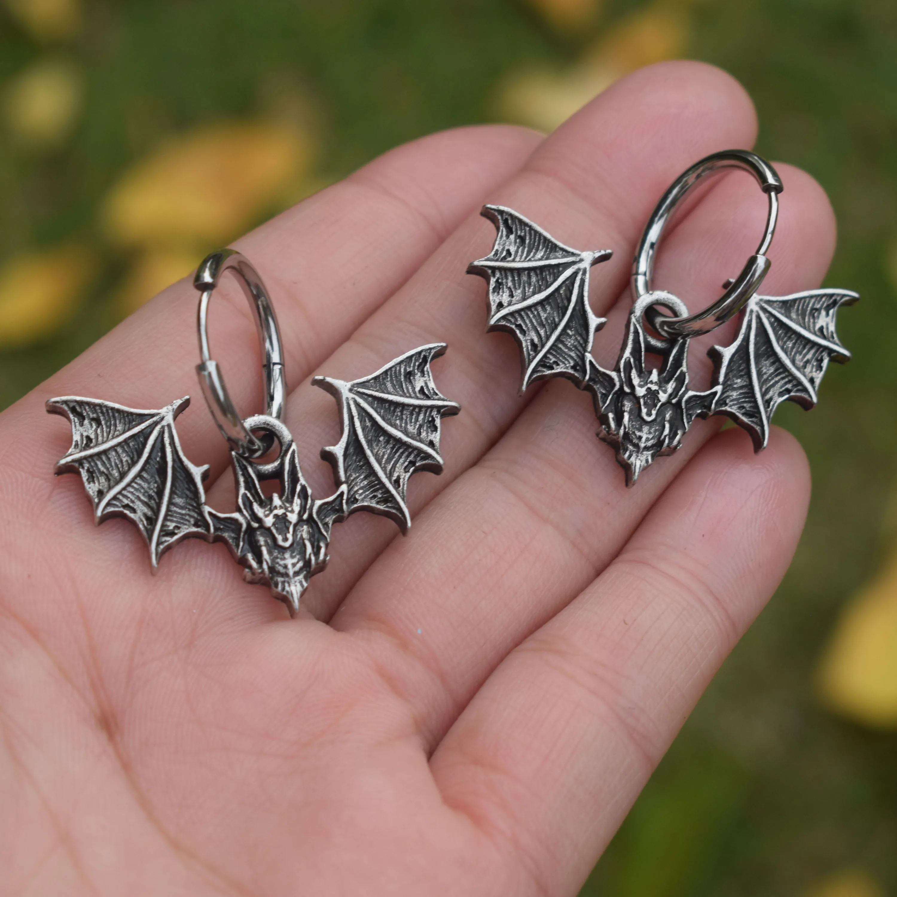 1 pair  wiccan Halloween Gothic bat earrings with stainless steel hook