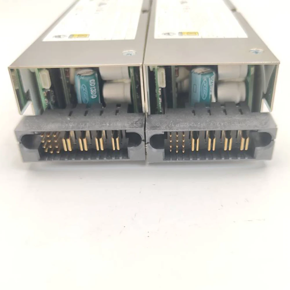 1PCS R2X0-PSU2-650W-SB 650W Voor CISCO UCS C200 Server Voeding CPB09-031A