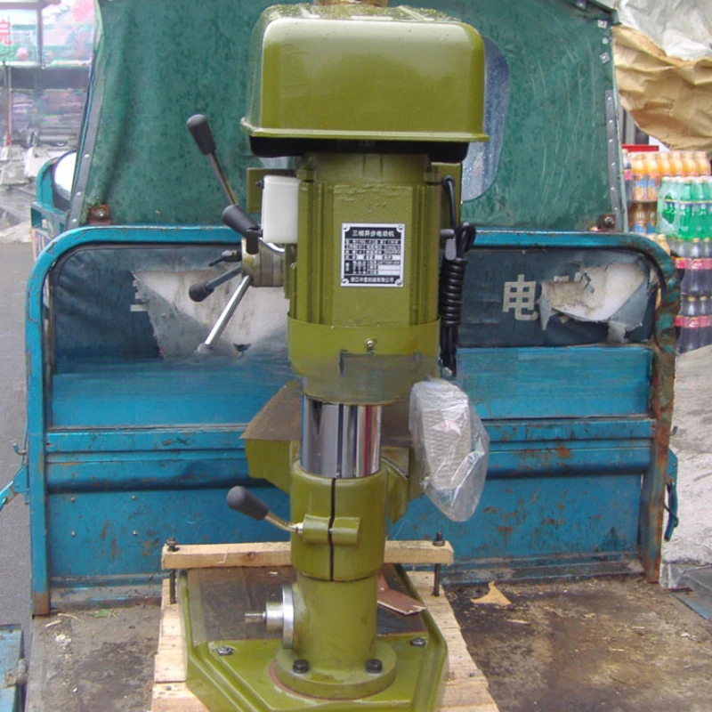 Multifunctional drilling and tapping machine ZS4125 heavy industrial bench drill table