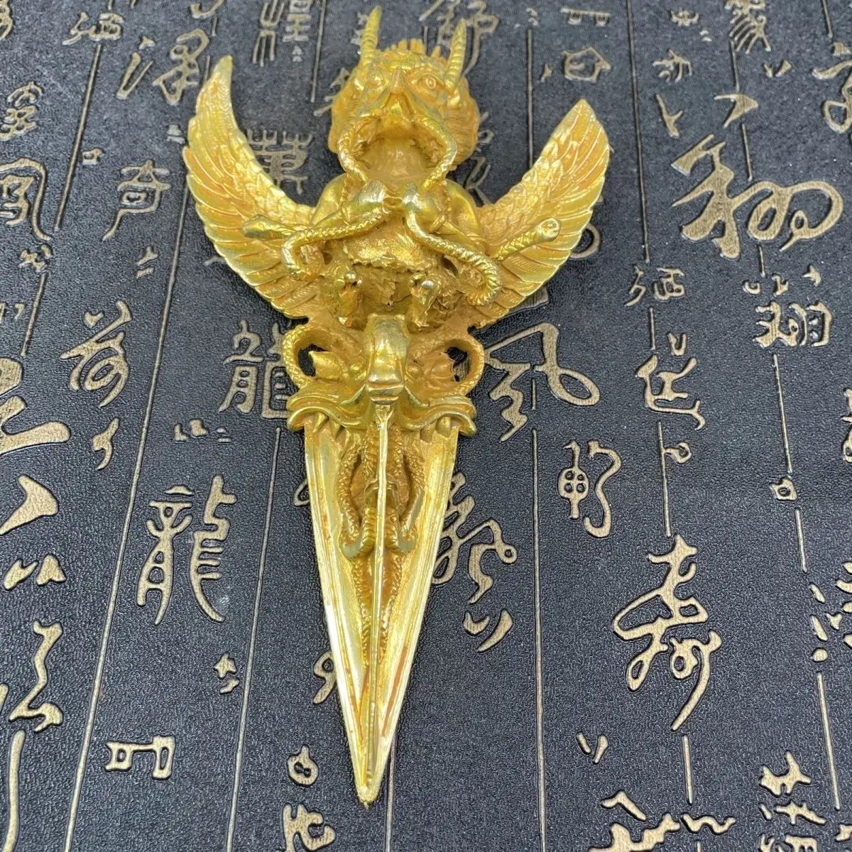 All-copper Dapeng Bird Protector Vajra Pestle Golden Winged Bird Tantra Gilt Dharma Ornament for Buddha