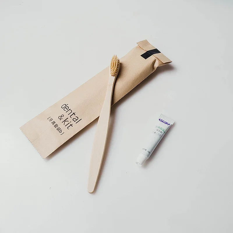 Hydrocolloid Kraft Paper Package Disposable Bamboo Toothbrush Toothpaste, Hotel Disposable Wood Razor, Toiletries Set Wholesale.