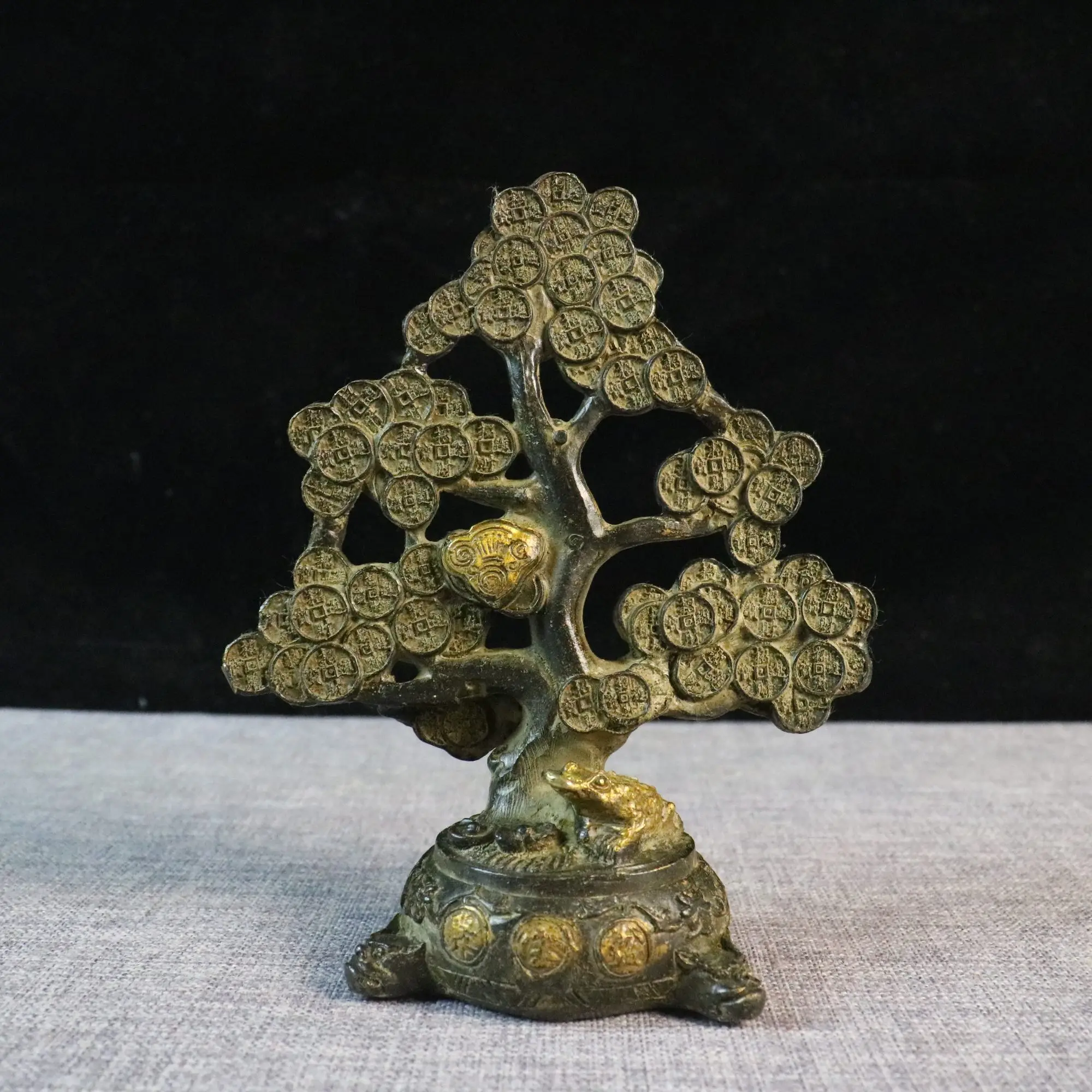 

7"Tibetan Temple Collection Old Bronze Gilded Money Tree Yuanbao Coin Golden Toad Wealth Tree Amass wealth Ornament Town house