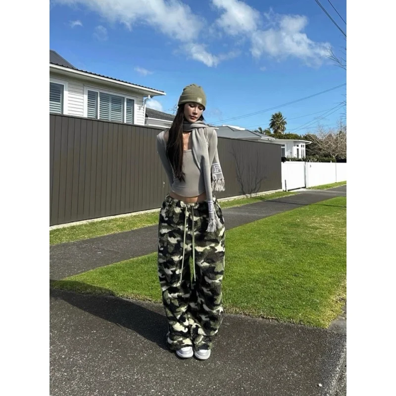 

European and American Spring and Autumn New Retro Army Green Camouflage Fluffy Pants Spicy hot Girl Casual Loose Pants