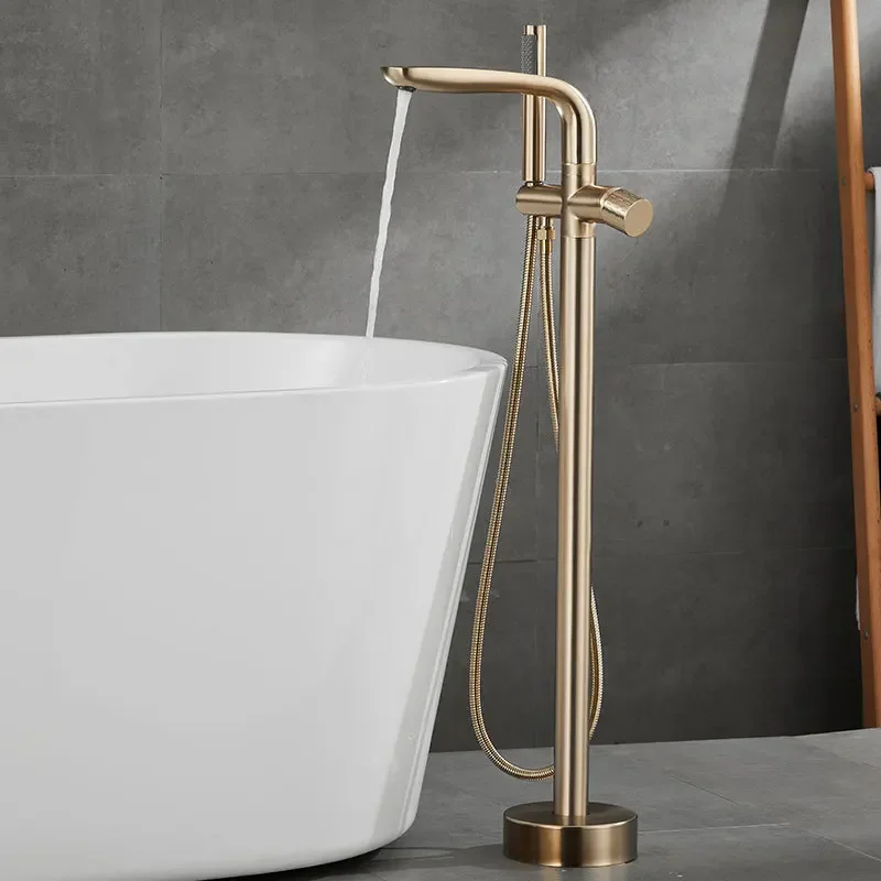 

Bathtub Faucet Set Floor Decked Bathtub Mixer 360 Degree Rotation Spout with Handshower Head Bath Mixer Shower Total Brass