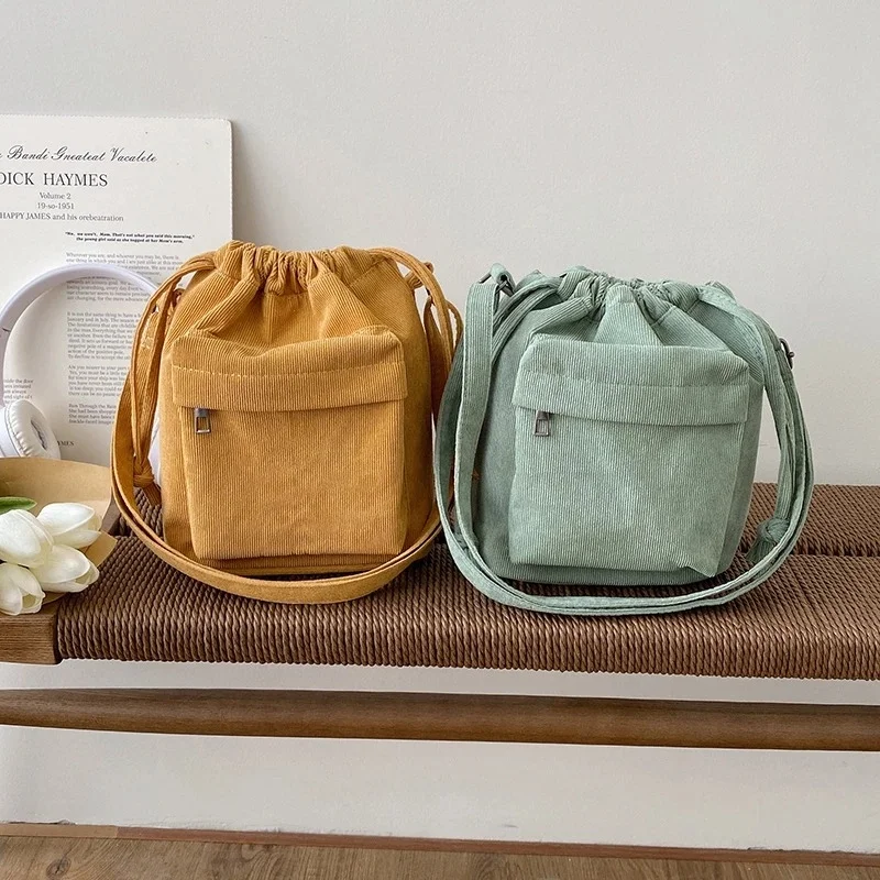 2024 New Women Bag Middle Shoulder Bag Korean Style Drawstring Bucket Bag Casual Light Youth Crossbody Bag Whole Sale