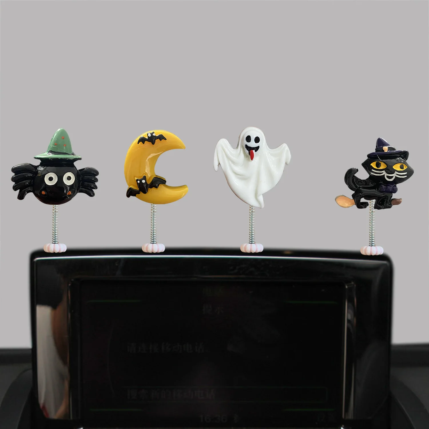 Car Window Side Center Console Halloween Decorations and Decoration Creative Ghost Shaking Head Spring Home Decorations