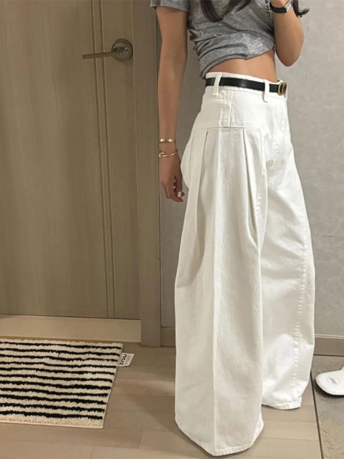

Retro High Waist Wide Leg Pleated Denim Jeans Women's Elegant Drapey Fashionable Loose Floor-Length Trousers