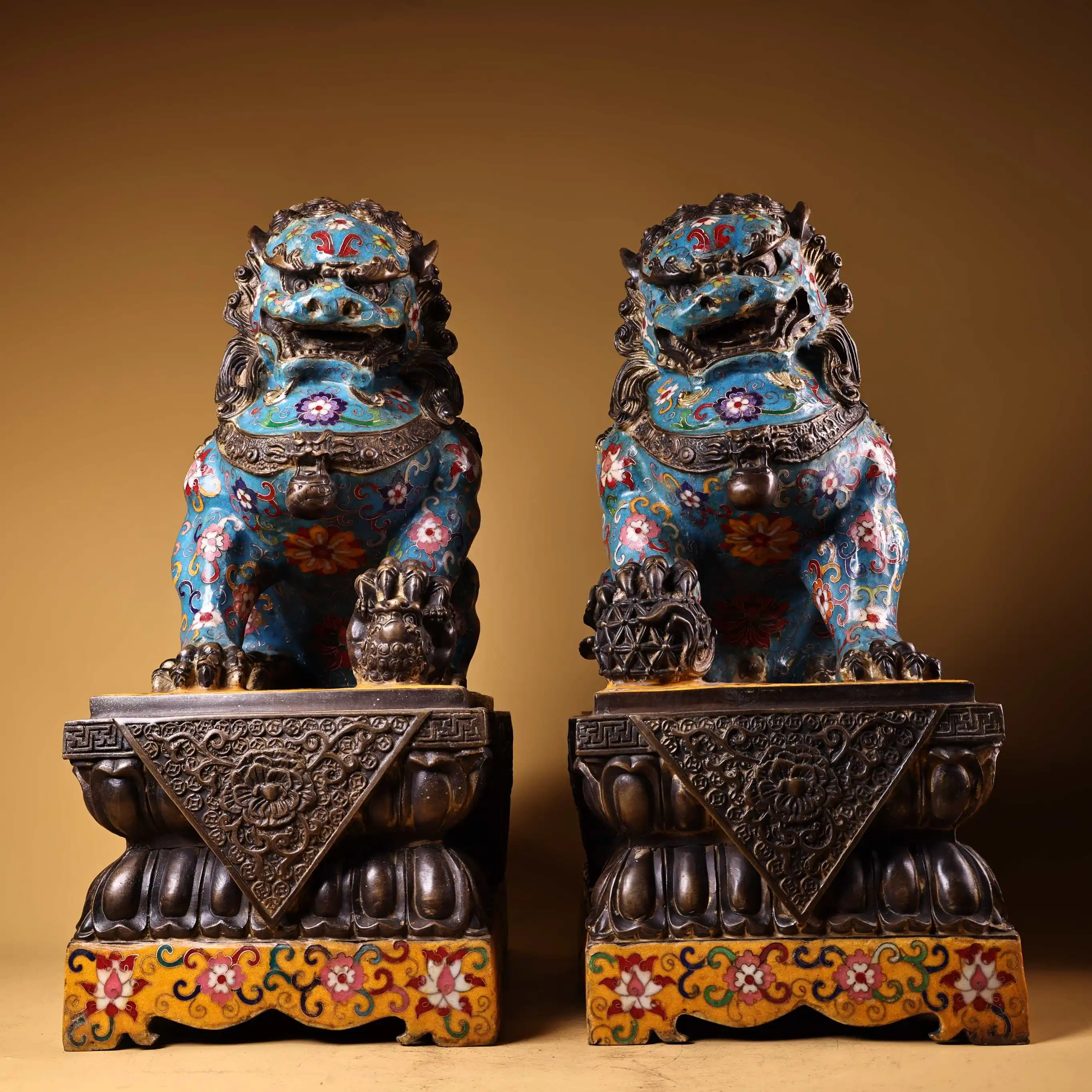 

16"Tibetan Temple Collection Old Bronze Cloisonne Enamel Beijing Lion Door Lion Statue A Pair Amass wealth Ornaments Town house