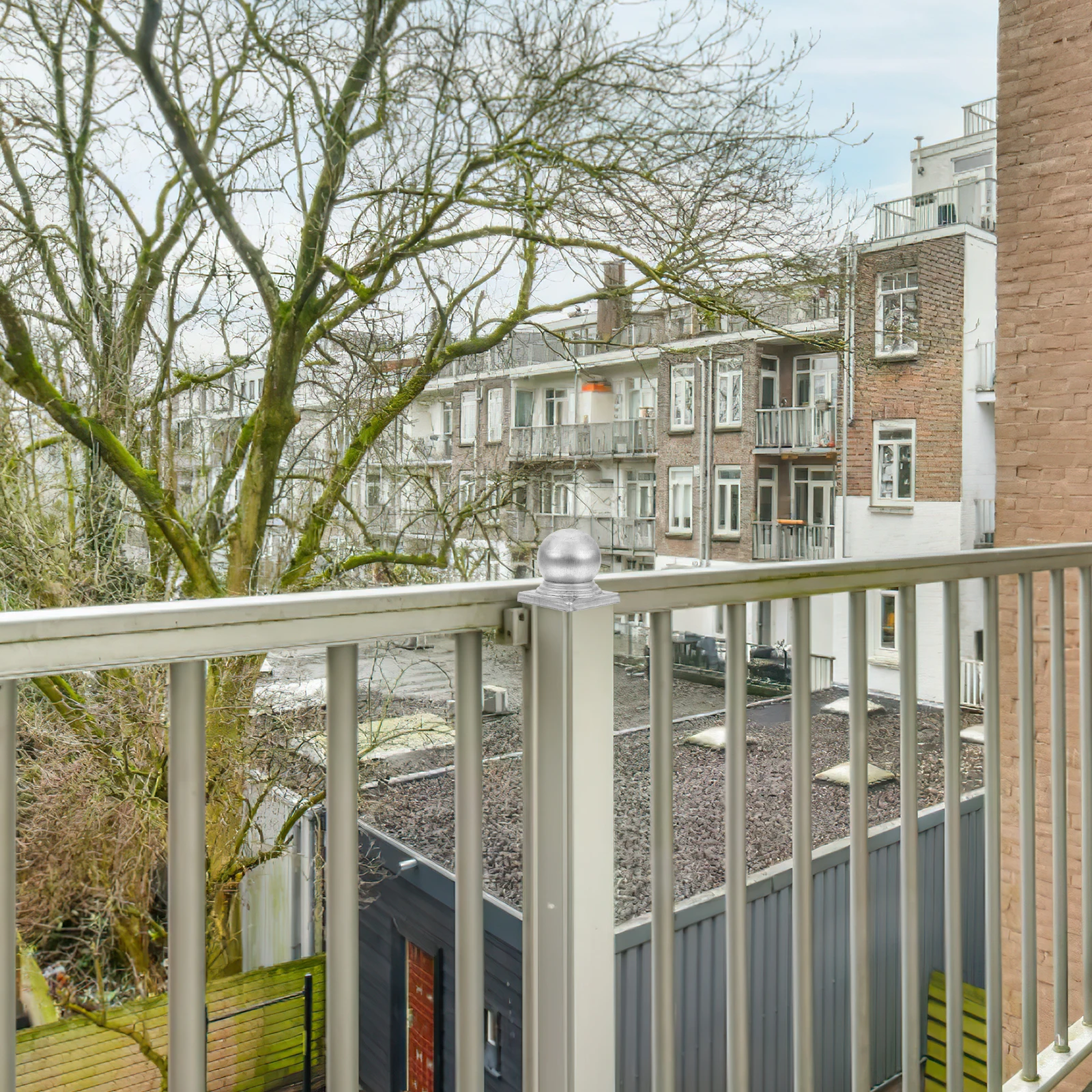 

4Pcs Round Post Caps Metal Fence Post Cap Decorative and Protective Cover for Garden Fence Gate Posts Weatherproof Rust