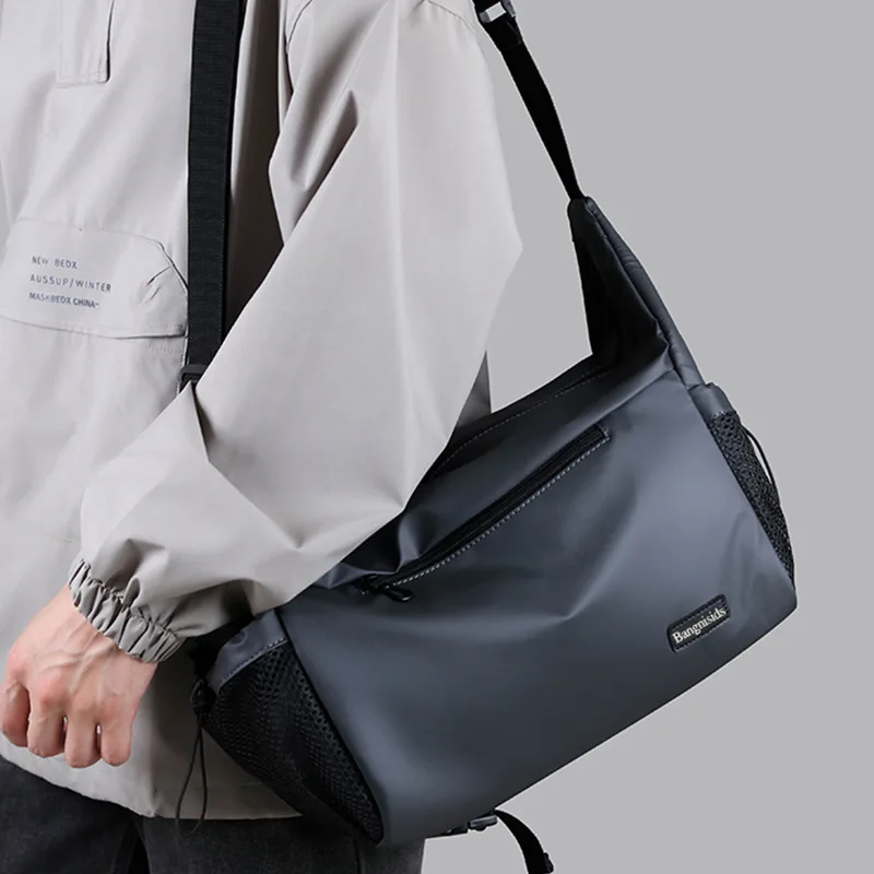 

Men's polyester water-repellent cool single-shoulder bag, multi-functional large-capacity men's lightweight crossbody bag