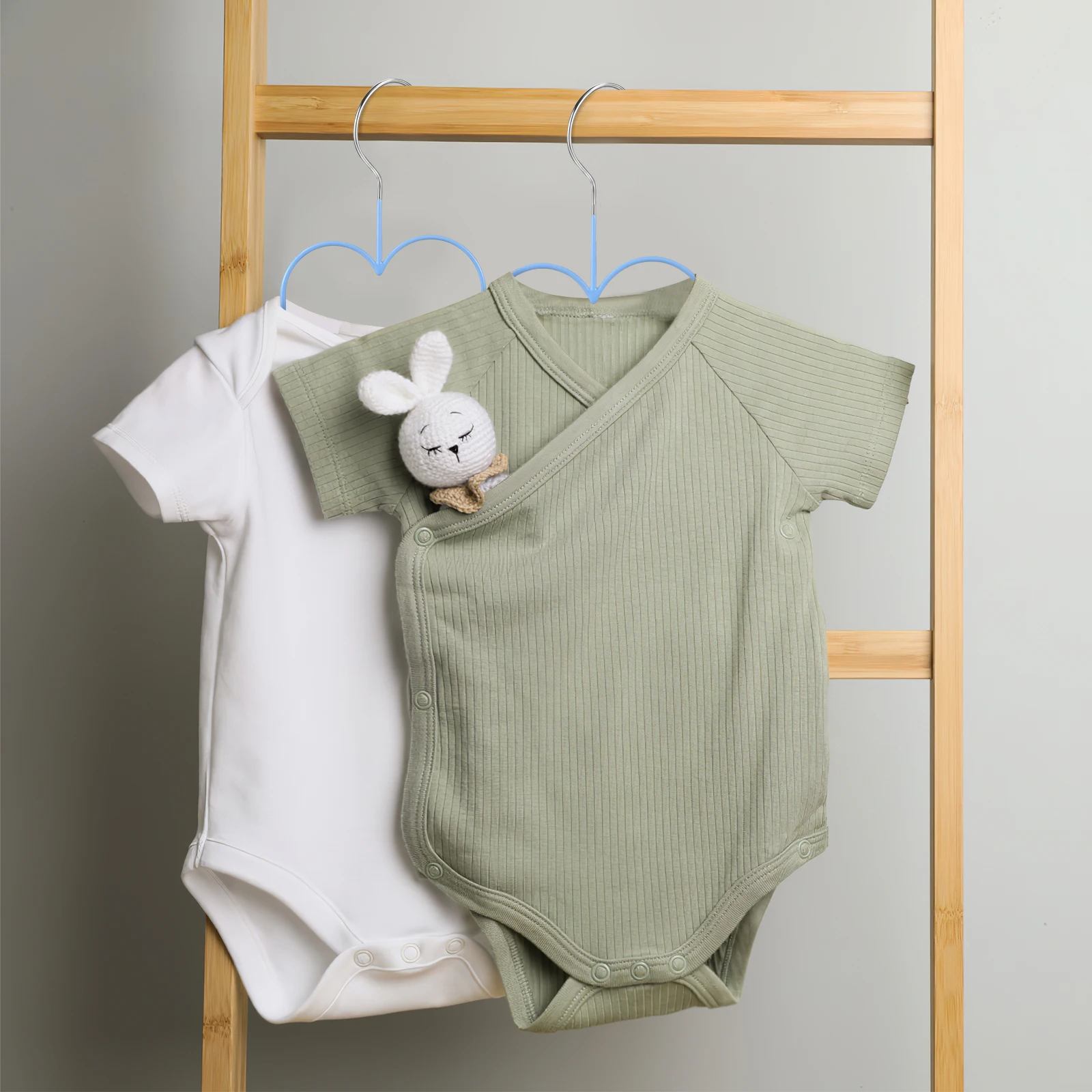 

5pcs Children's Clothing Hangers Plastic Non Slip Baby Clothes Hanger Kids Wardrobe Skirt Hanger