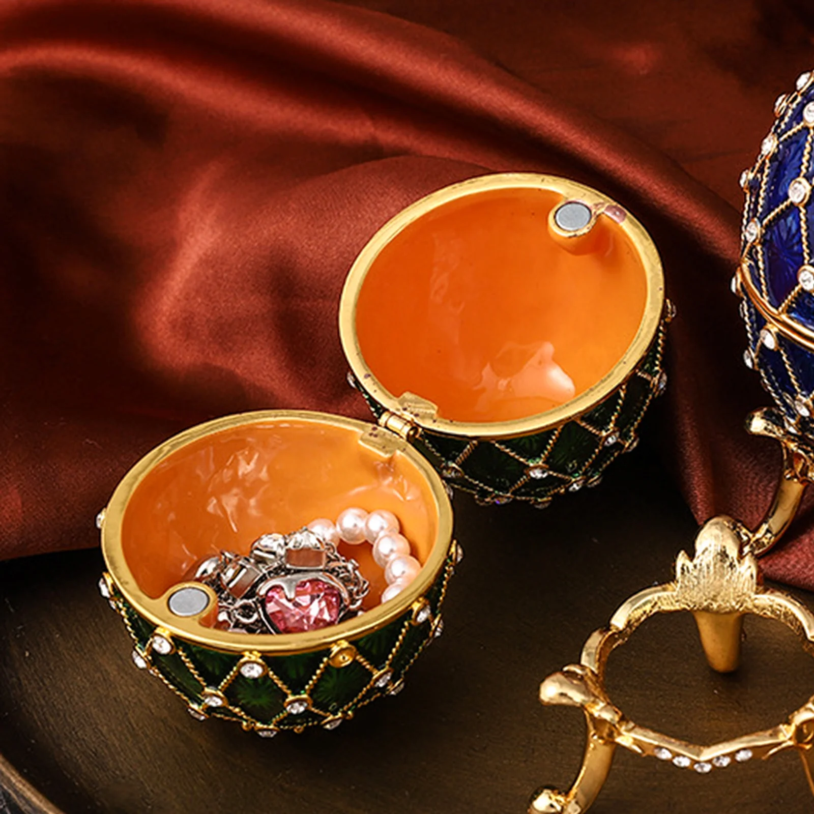 

Egg Shaped Jewelry Box Enameled Trinket Box For Ring Necklace Earring Storage Rhinestone Decor Metal Jewelry Case Desktop