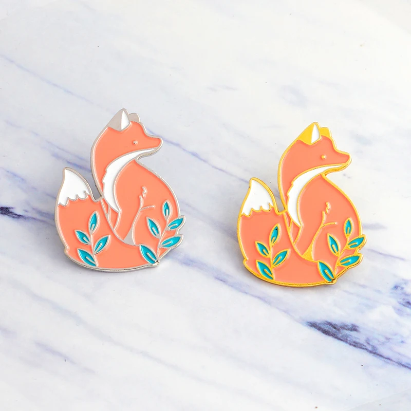 

Red fox in grass Enamel Pin Custom Brooches Denim Shirt Pin Buckle Badge Cartoon Animal Jewelry Gift for Kids Friends