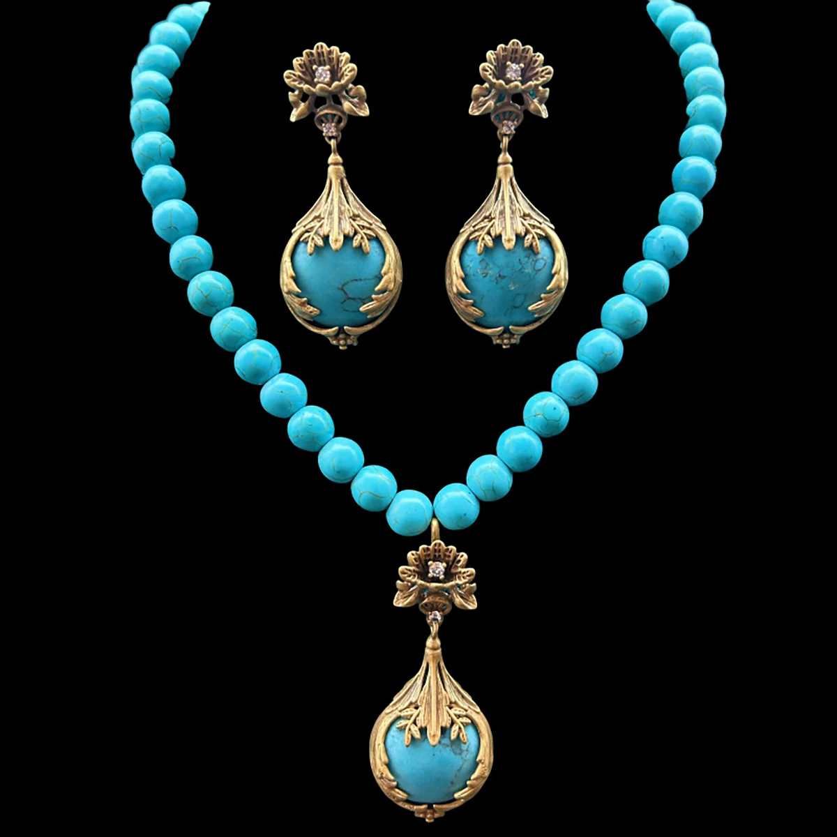 

Vintage court-style three-dimensional flower turquoise necklace stud set, luxurious party style