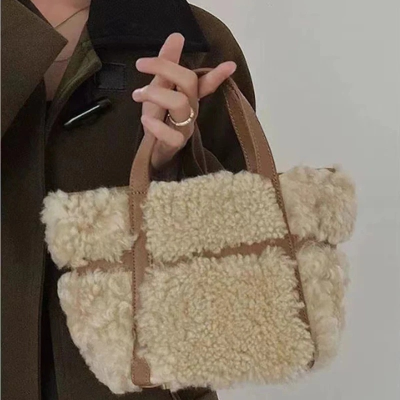 

Simple Design Handbag Plush Women Bag 2024 New Versatile Commuter Shoulder Bag Crossbody Bag