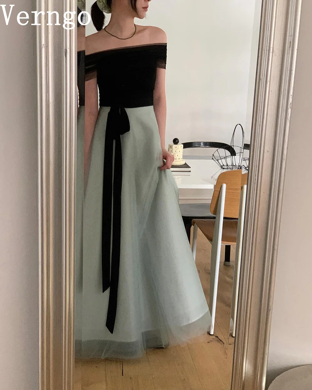 Verngo Tulle Prom Gown Off The Shouldr A Line Contrast Color Evening Dress Women Simple Korea Prom Dress 피로연 드레스