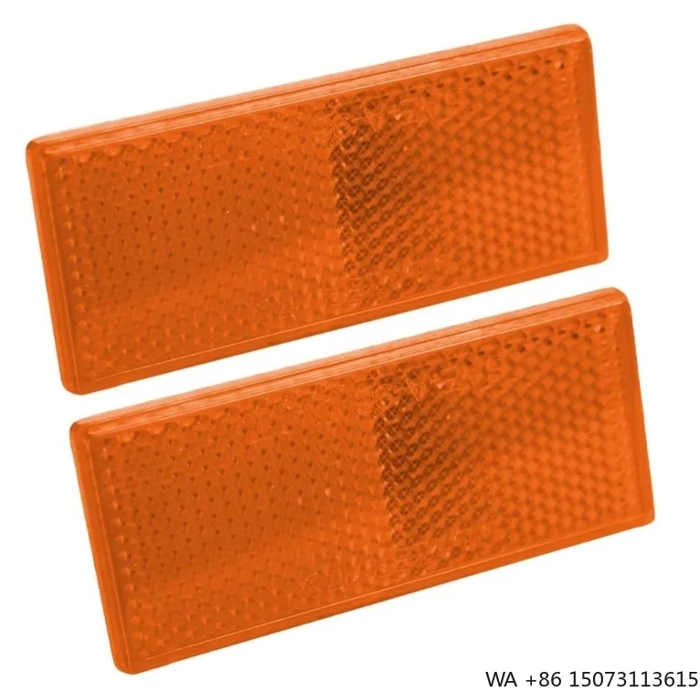 

Прямоугольная светоотражающая наклейка для прицепов и буксировочных принадлежностей