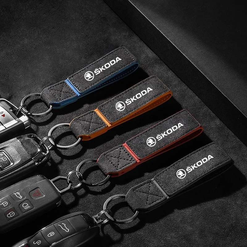 Luxury Car Vintage Leather Keychain Ring Suede Keyring For Skoda S Logo A7 Octavia A5 RS Rapid Fabia Superb KAMIQ Kodiaq Fabia