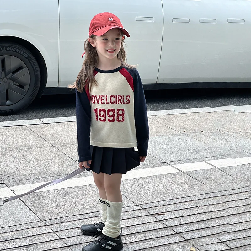 2025 Autumn Children Clothing for Girls and Babies Casual American Letter Raglan Sleeve Sweater Top Trend
