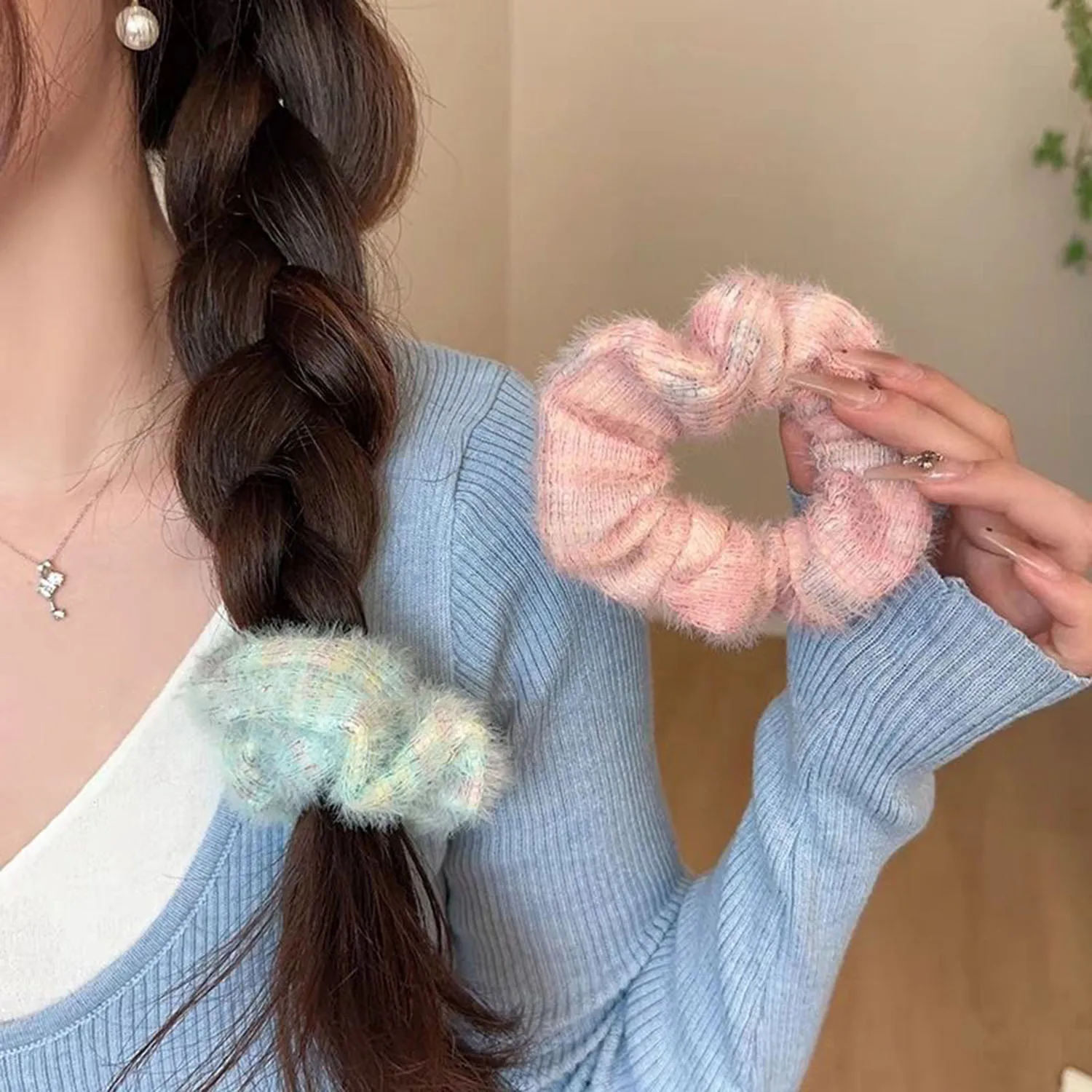 

Warm Soft Hair Scrunchies Furry Elastic Hair Band Women Girls Ponytail Holder Hair Rubber Band Hair Ties Hair Accessories