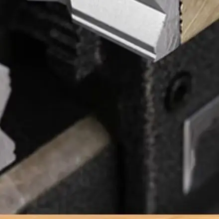 Industrial Magnetic Vise Jaw Protectors with Aluminum Housing and Textured Rubber Strips for Enhanced Grip on Metal Surfaces