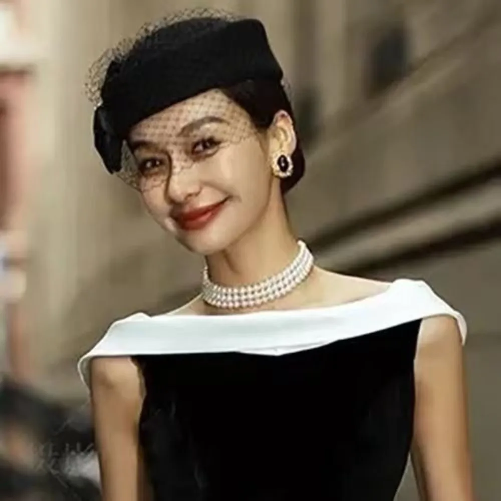 قبعة عصرية أنيقة من الصوف الشبكي لموسيقى الجاز قبعة صوفية دافئة قابلة للتنفس على الطراز البريطاني قبعة من الصوف لحفلات الزفاف