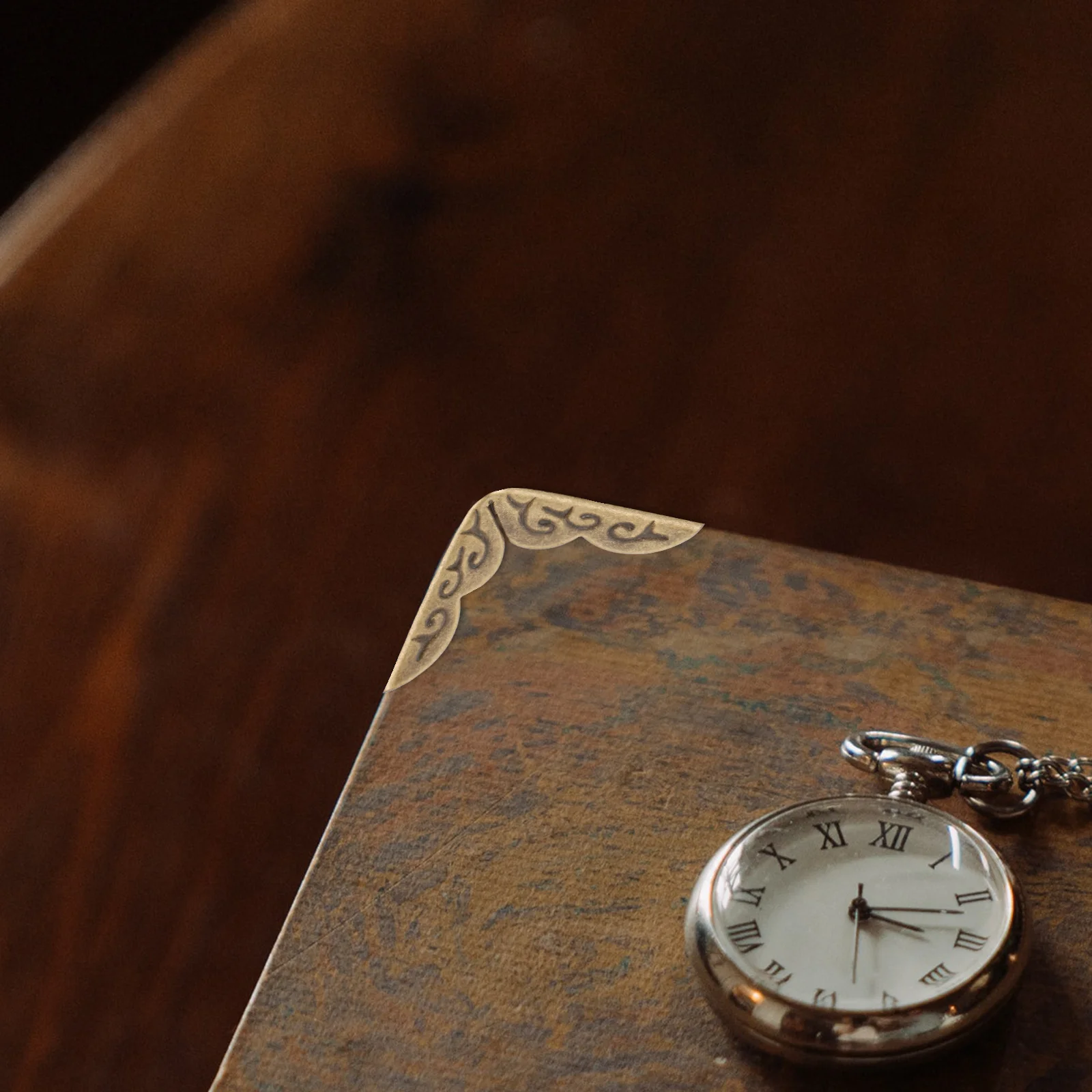 

60Pcs Vintage Metal Book Corner Protectors Solid Thick Alloy Corners for Notebook Scrapbook Album Decorative Edges Covers