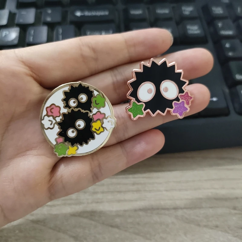 Niedliche Elfen-Emaille-Anstecknadel, lustiges Anime-Abzeichen, Rucksack-Pin, Brosche, Schmuckgeschenk, modisches Accessoire für Freunde, Kleidungszubehör – Detail 5