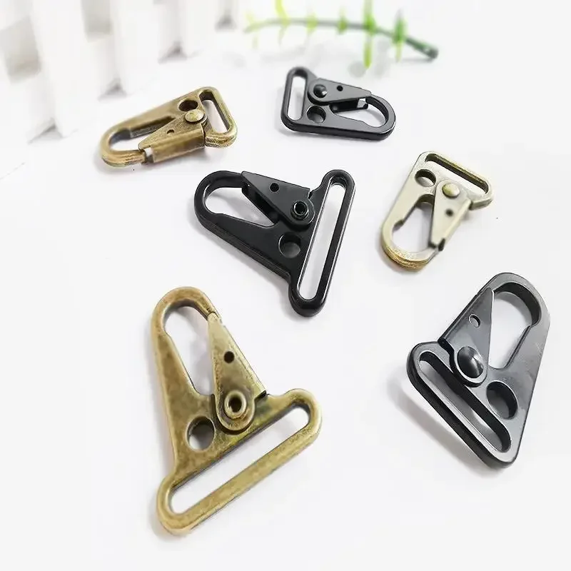 1 Pcs Metal Iron Buckle Olecranon Outdoor Military Tactical Equipment Key Hanging Belt Carabiner Backpack Hook For Leather Craft