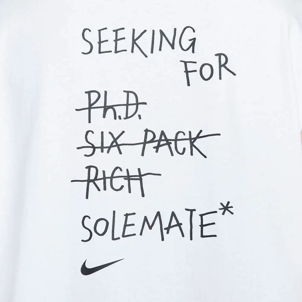 نايك 2025 الرجال AS M NSW GFX SLVLS TOP GCEL عادية تانك تي شيرت كامل IH9266-100