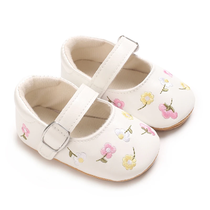 Nieuwe Baby Meisjes Schoenen Geborduurde kleine bloemen Feestjurk Eerste Walker Antislip Antislip Rubberen Zool Zuigelingen meisje Wieg Schoenen