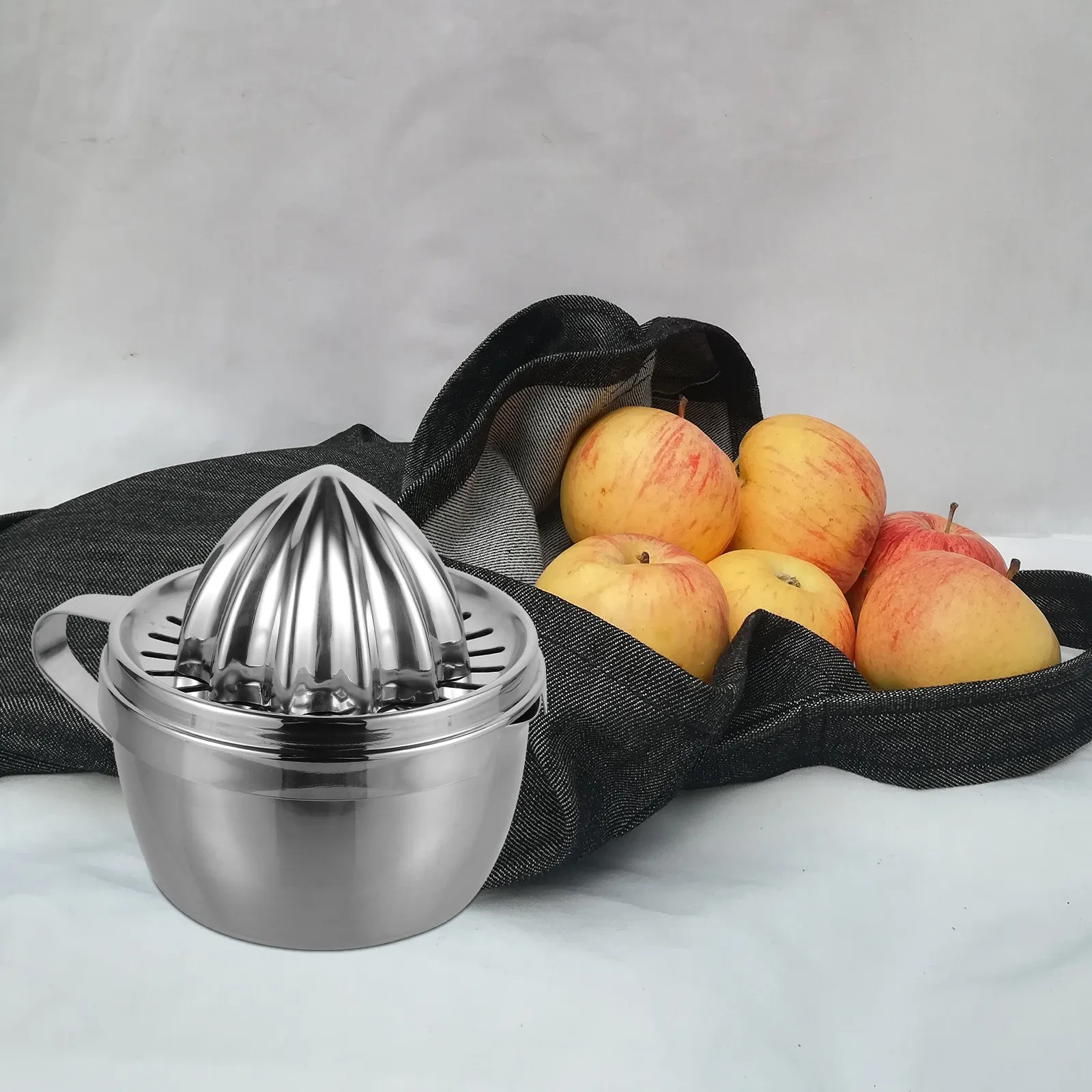 

User-Friendly Manual Lemon Squeezer Heavy Duty Portable Orange Juicer for Household Milk Tea Shop Easy Grip Design
