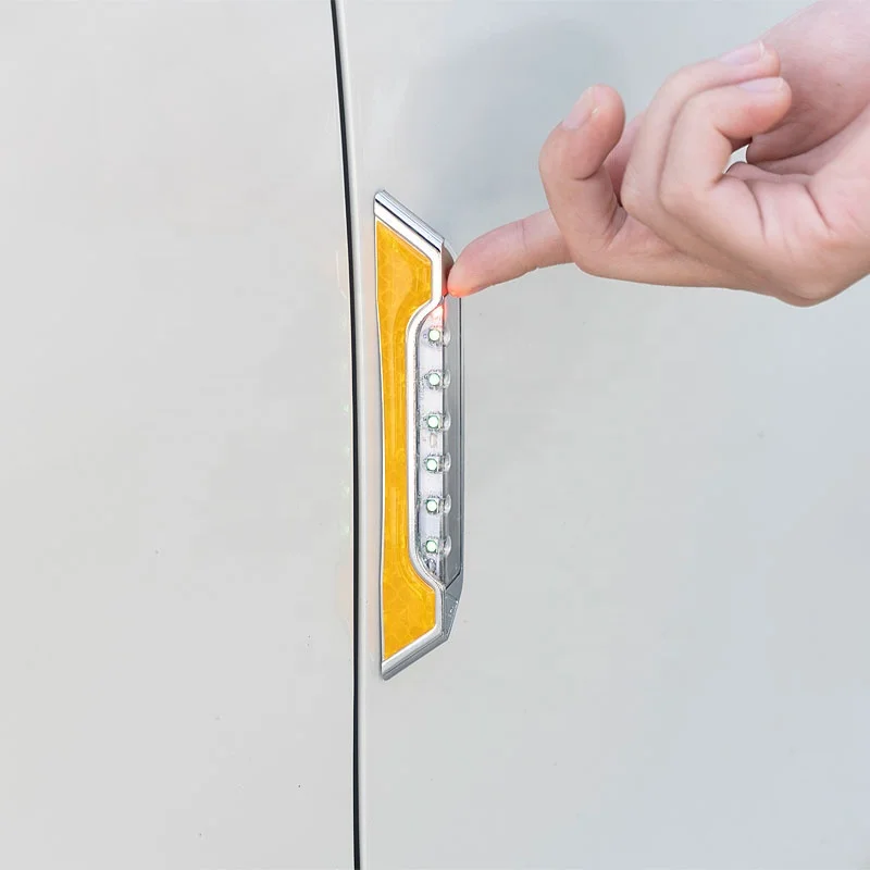 

Солнечные светодиодные лампы для предотвращения столкновений, антистатические украшения автомобиля, сигнальные лампы для предотвращения столкновений, аксессуары OEM ODM S13