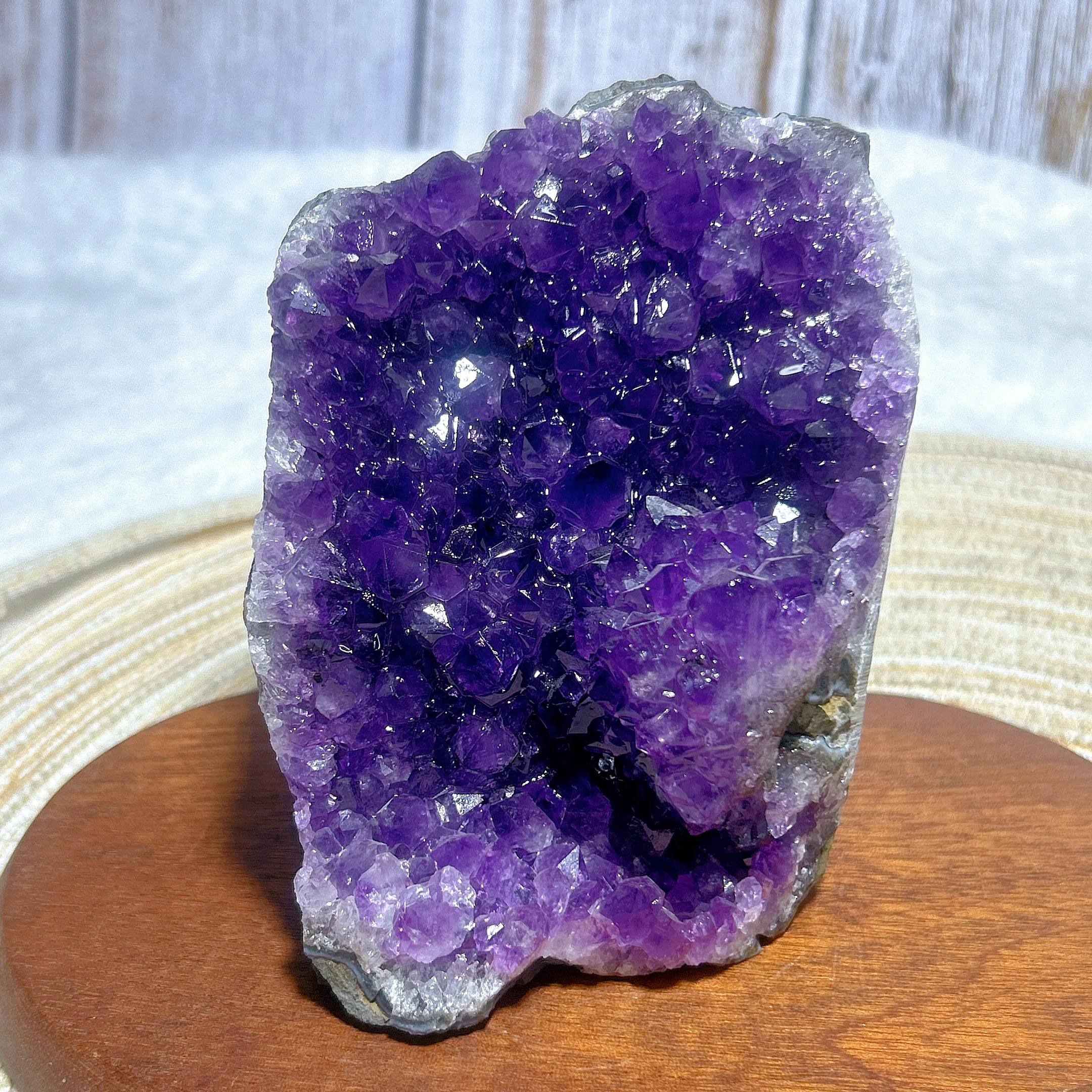 

Healing High Quality Natural Crystals Amethyst Cluster Geode Raw Stone Freeform Gemstones Mineral Energy Home Decorations Gift