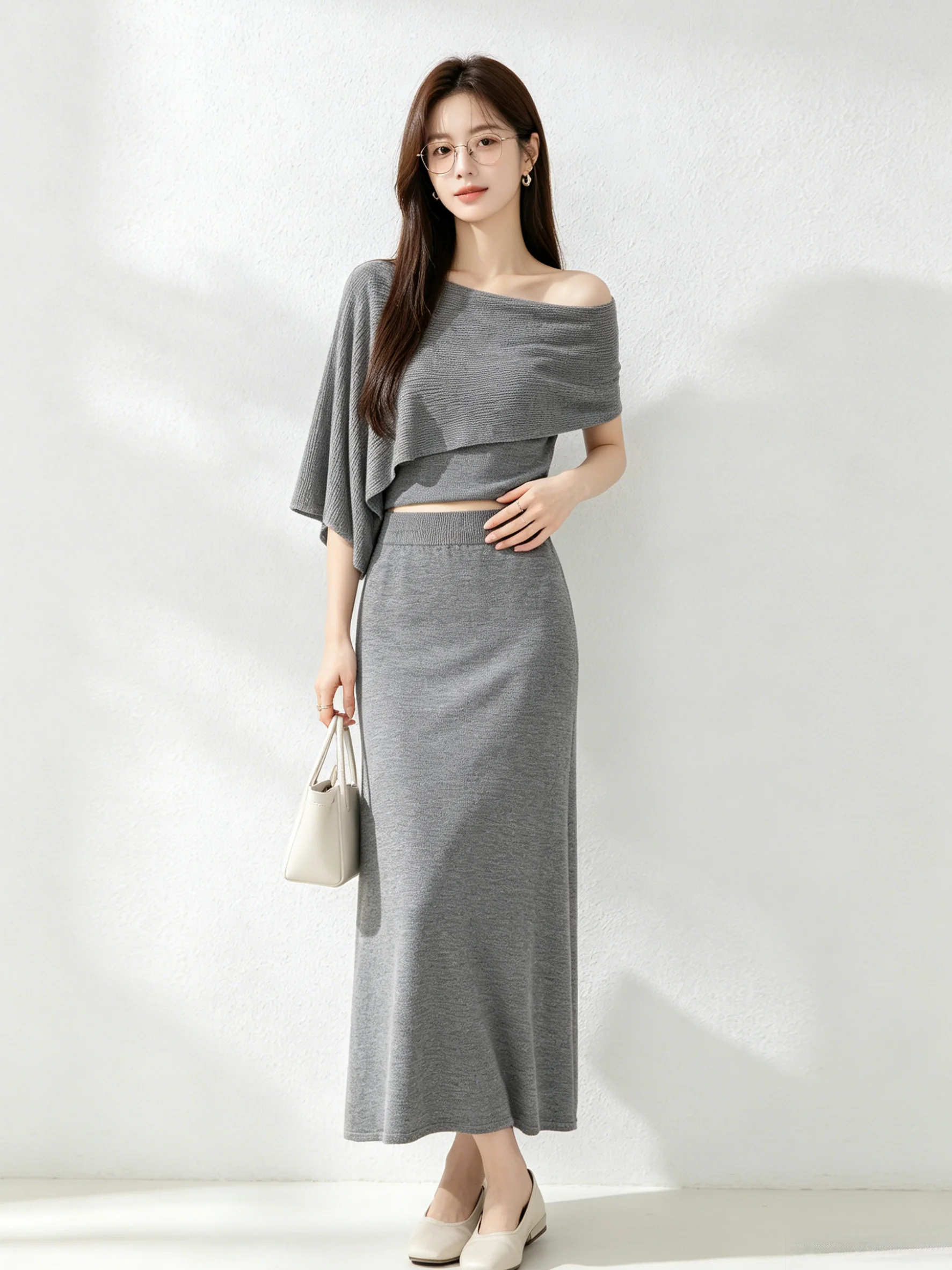 

Skin-Friendly Breathable Knitted Slimming Half-Skirt Set Summer Drapey Style Two-Piece Ensemble Korean Fashion Casual Wear