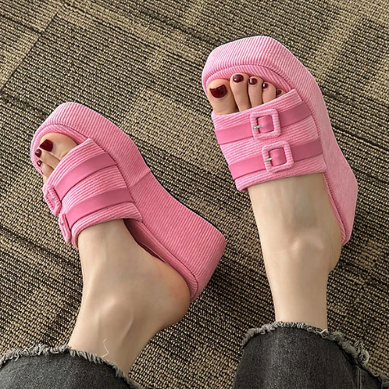 

Шлепанцы женские на высоком каблуке, сандалии с широким ремешком и пряжкой, повседневные универсальные, сланцы, удобная обувь на платформе, лето