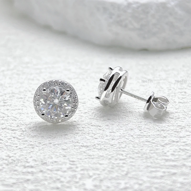 NeeTim 0.5-2CT Moissanite Stud Earrings for Women Sparkling Lab Diamond Sterling Silver S925 Wedding Party Jewelry Certified