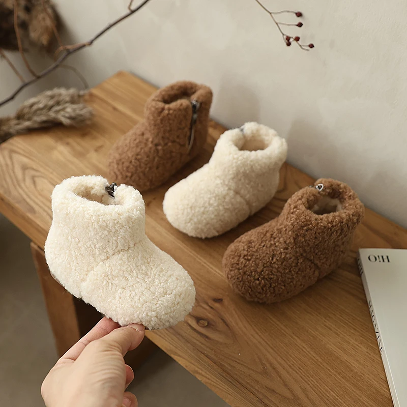

2025 Winter New Girls' Warm Soft Bottom Casual Wool Short Cotton Boots Fashionable and Comfortable Plush Snow Boots
