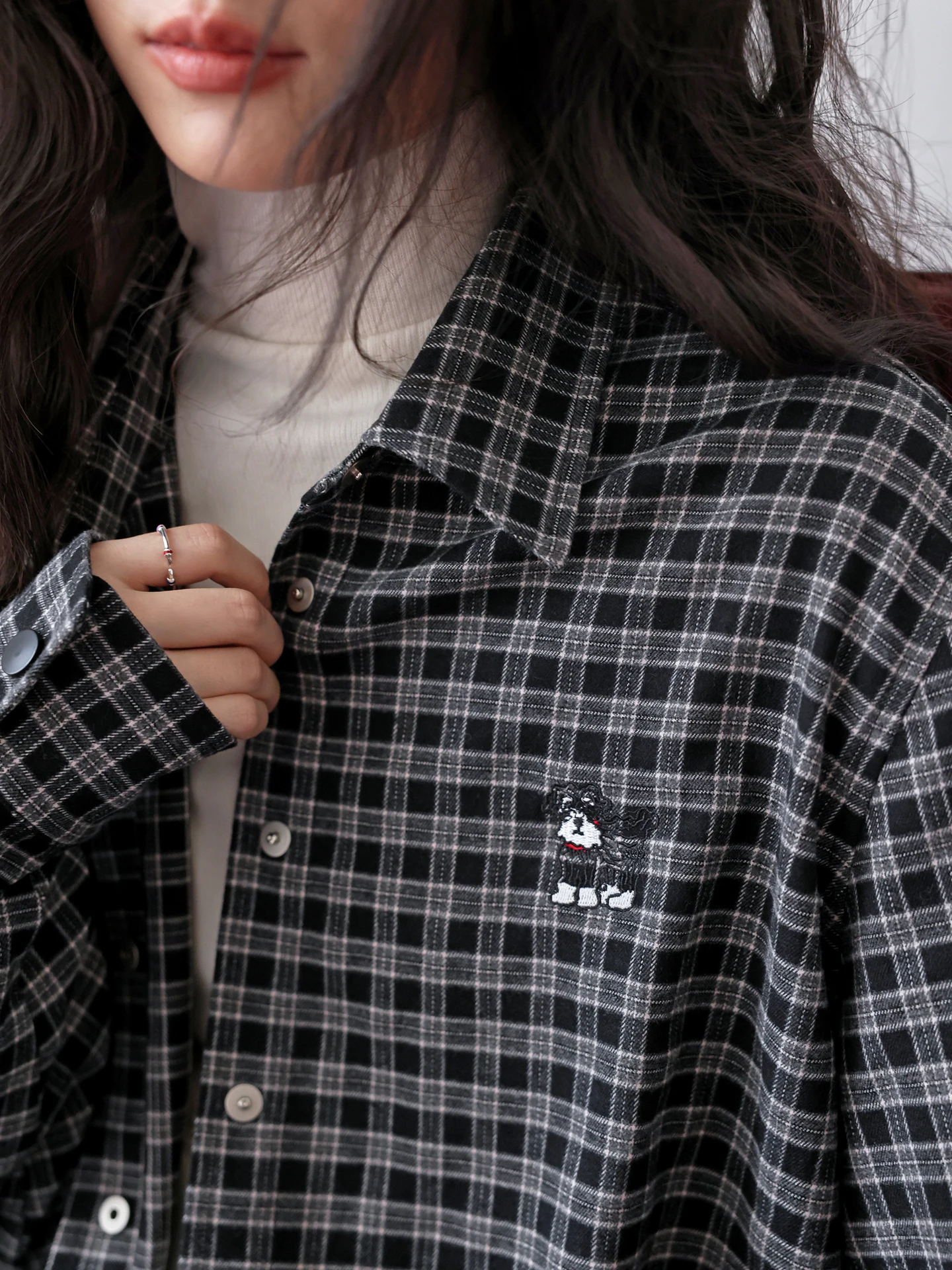 

Ретро-куртка-рубашка с вышивкой собаки, свободного кроя, женская, повседневная, для многослойных образов, из полиэстера, с длинными рукавами, для работы и отдыха