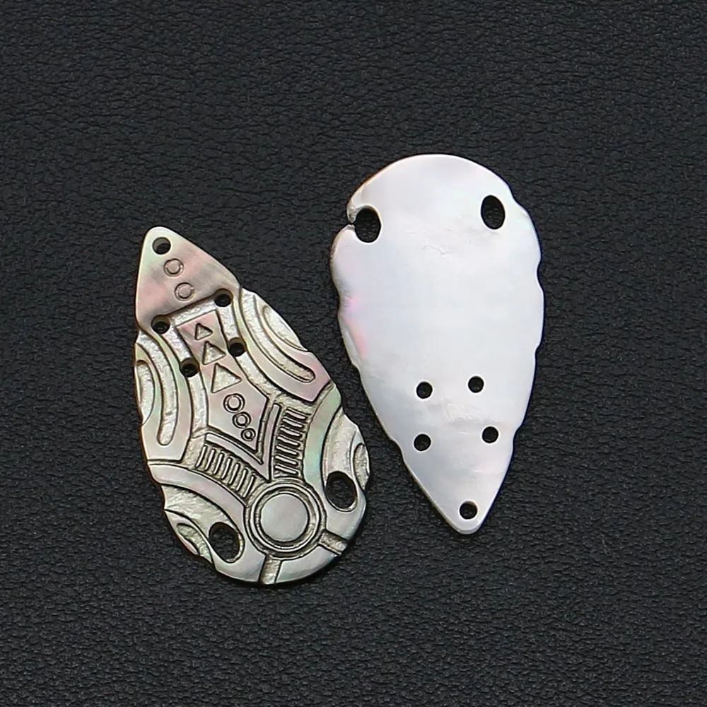 

21x39mm Natural Black Shell Single Hole Pendant Water Drop Shape Shell with Cut Out Pattern Desgin Charms Jewelry Accessory 1 Pc