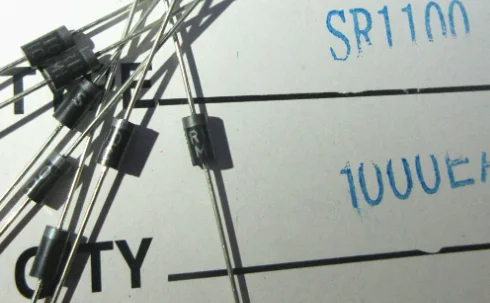 Surface-Mount Schot…