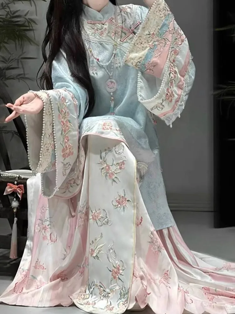 Hanfu การฟื้นฟูความรู้สึกชุดสูทผู้หญิงกระโปรงปักหนักพร้อมแขนเสื้อขนาดใหญ่และคาร์ดิแกน