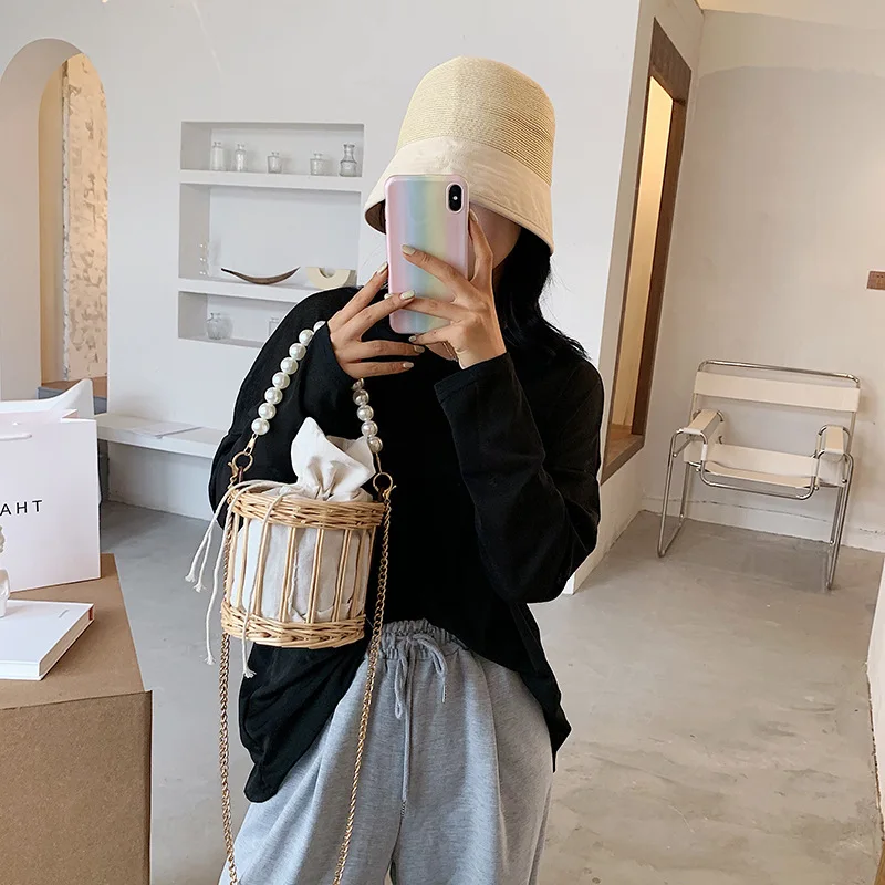 Straw Crossbody Tote Bags for Women Rattan Woven Purses and Handbags Ladies Pearl Beach Shoulder Hand Bag