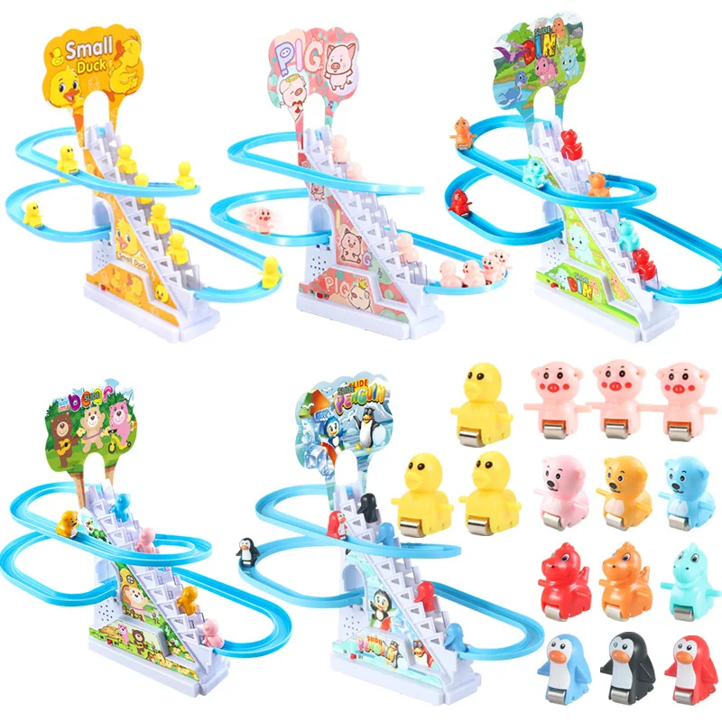 เด็กใหม่ Piglet ปีนบันไดติดตามของเล่นเป็ด DIY Electric Racing Roller Coaster ของเล่นเพลงสําหรับของขวัญเด็ก