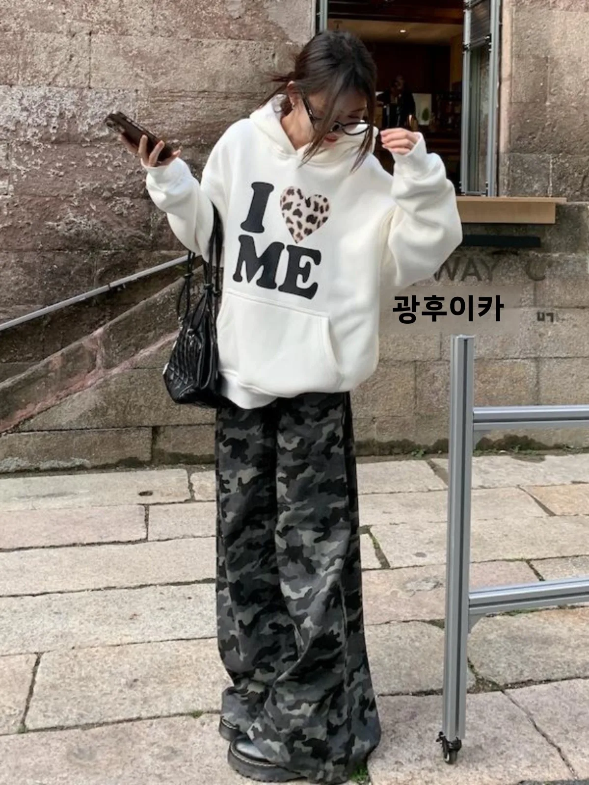 Plus size women clothing Western Sle 2024 Autumn and Winter New Hood Letters Print Leopard Print Love Hoodie Leisure Hood Top