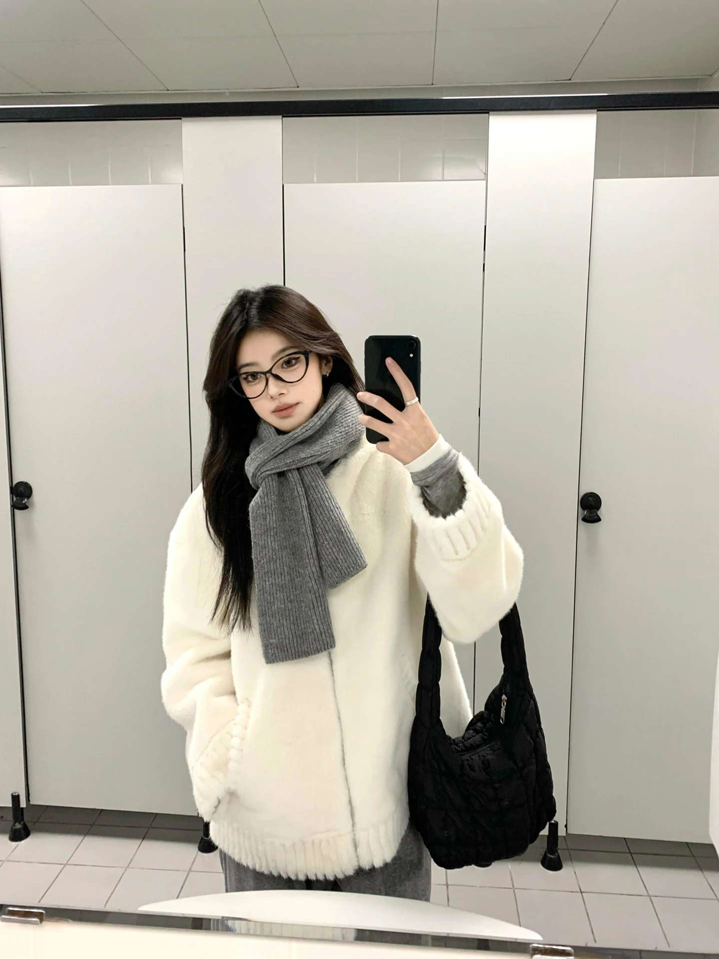 

Корейское пальто Lazy Faion с капюшоном из меха ягненка, мягкое теплое зимнее новое поступление, белый пушистый топ, женское пальто-стойка