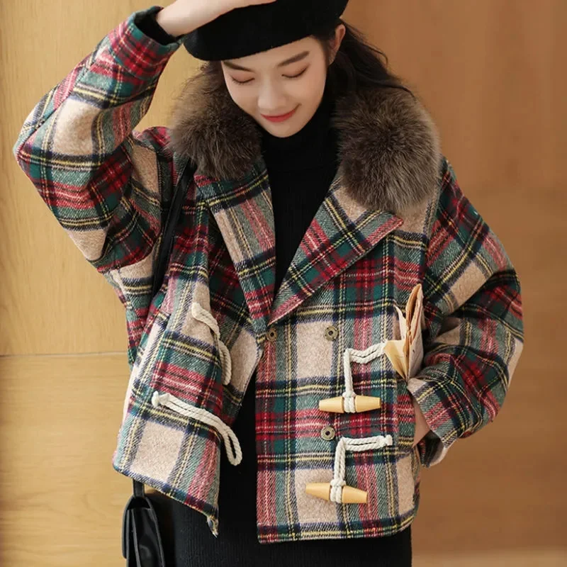 Plus Velvet Thickened Plaid Woolen Coat Women's Short 2022 Autumn and Winter New All-match Cocoon Type Small Woolen Coat Commute